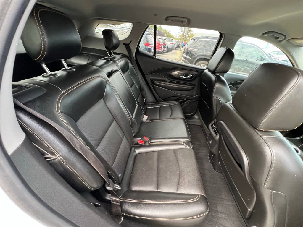 Used 2020 GMC Terrain SLT image 25