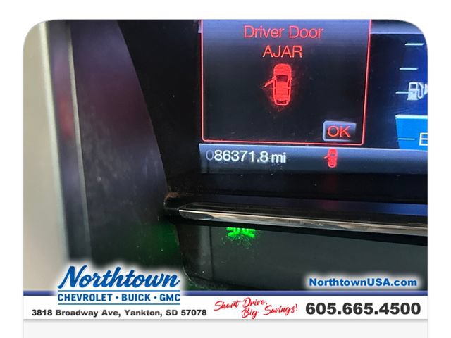 Used 2013 Lincoln MKS AWD image 16