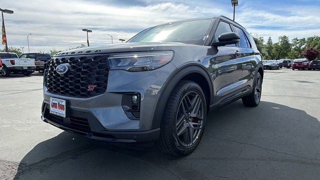 New 2026 Ford Explorer ST image 9
