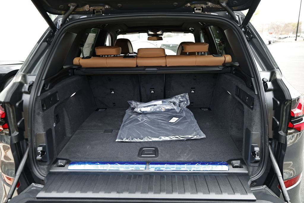 New 2026 BMW X5 xDrive50e w/ Executive Package AWD/4WD image 32