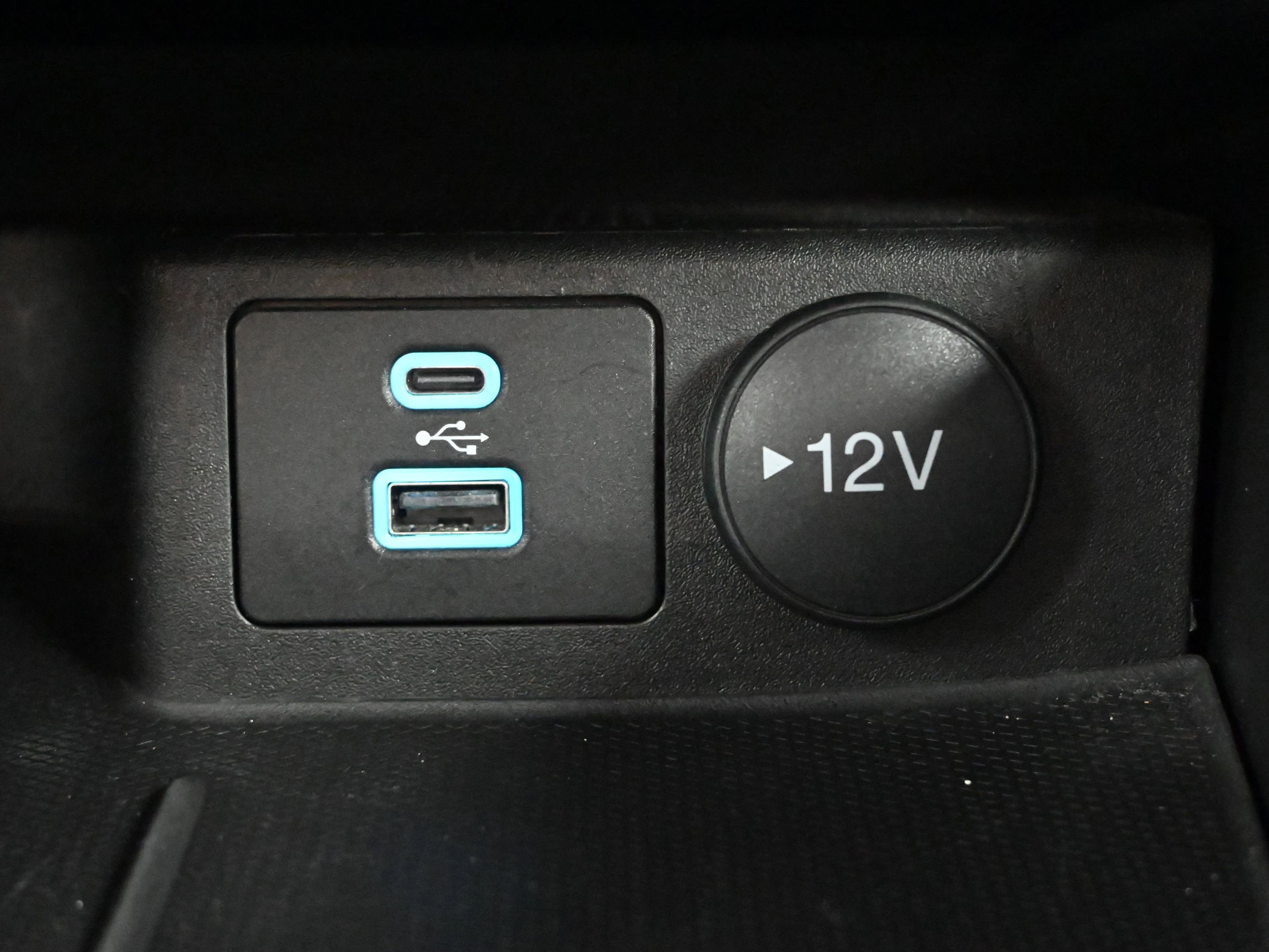 Used 2023 Ford Escape ST-Line image 19