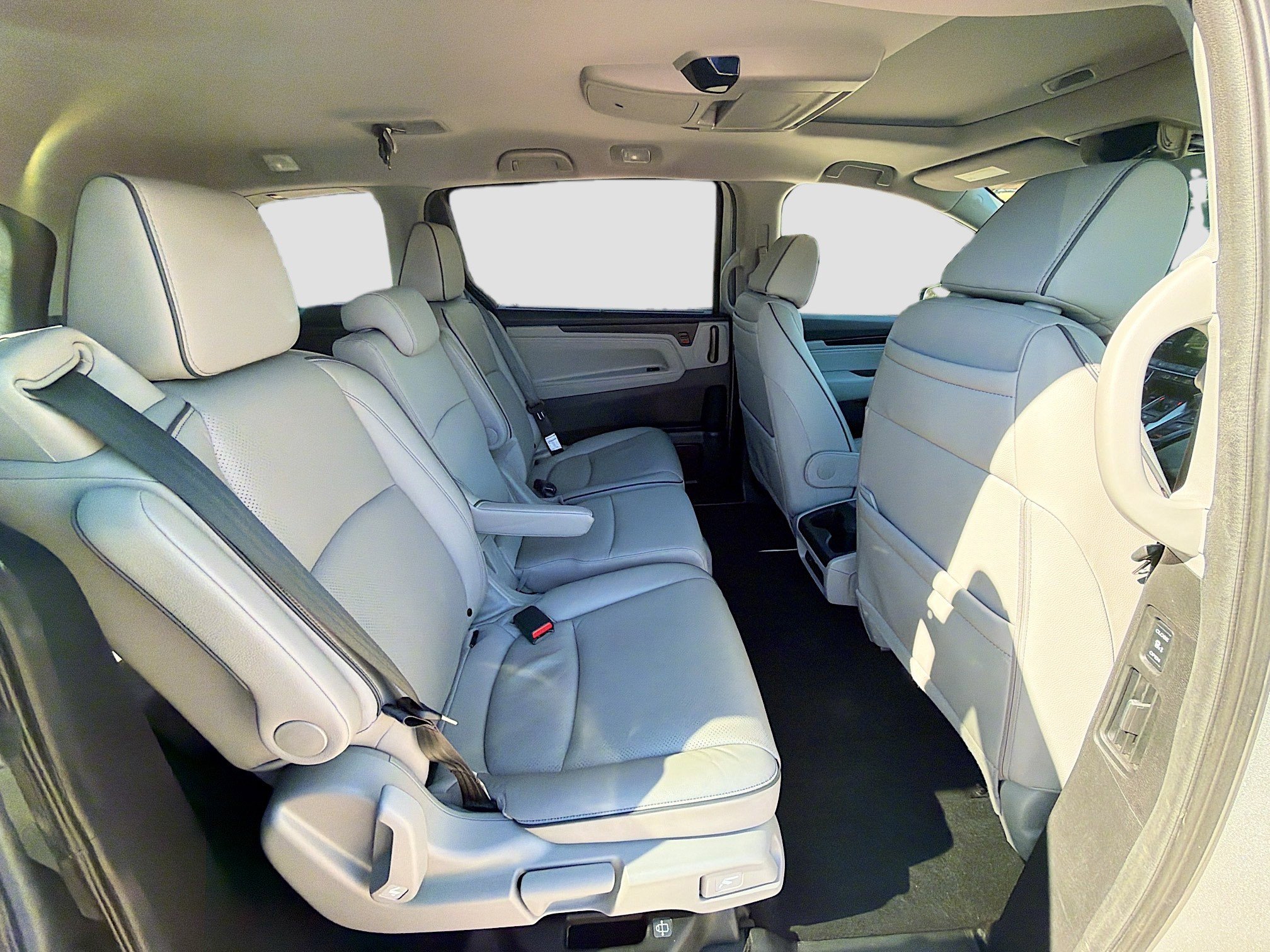 Used 2023 Honda Odyssey Elite image 28