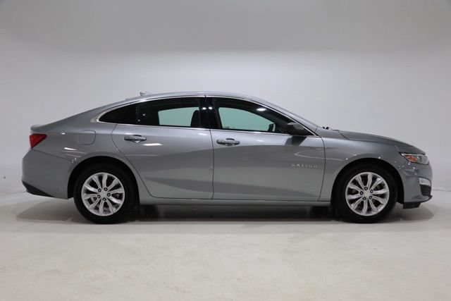 Used 2025 Chevrolet Malibu LT FWD image 8