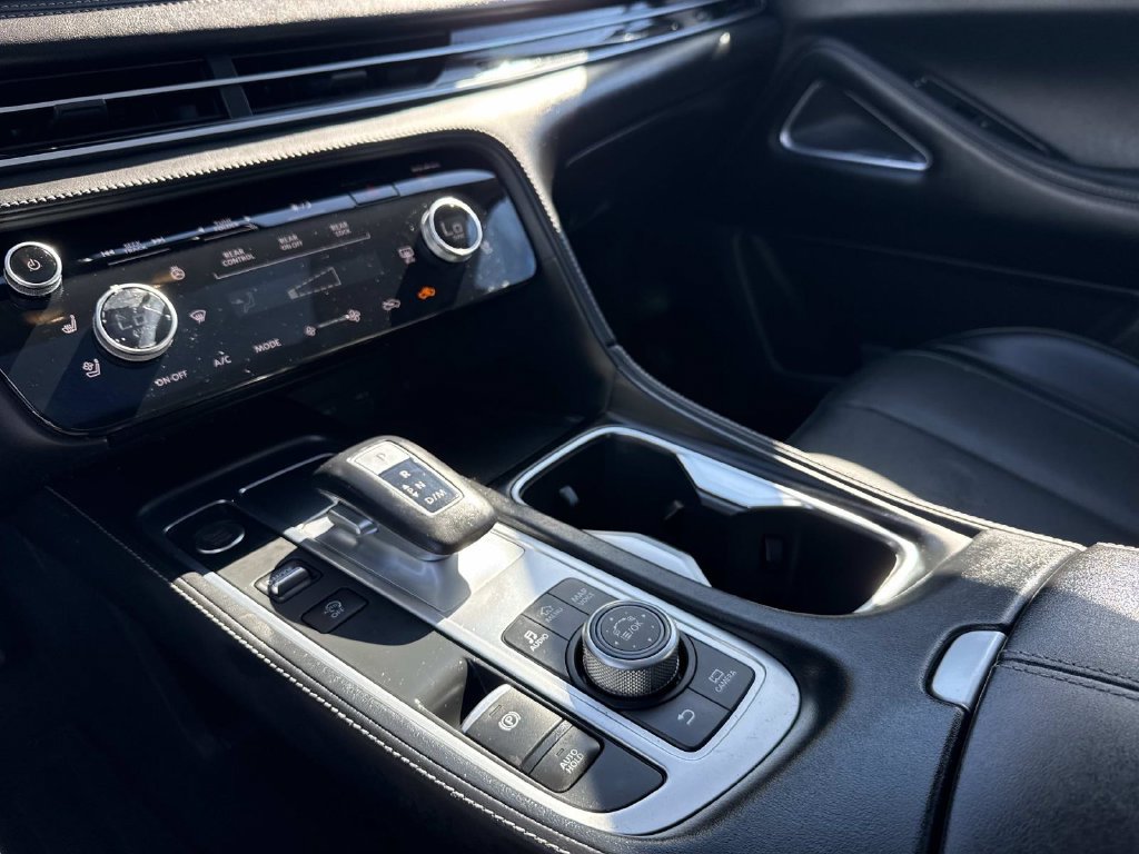 Certified 2023 INFINITI QX60 Luxe w/ Performance Audio Package AWD/4WD image 7