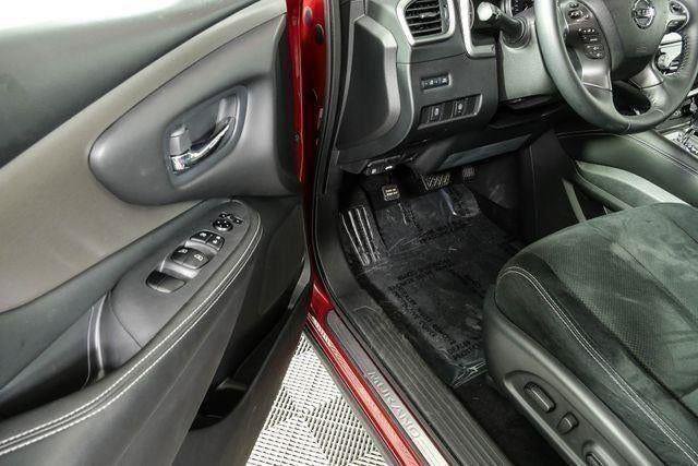 Used 2020 Nissan Murano SV FWD image 7