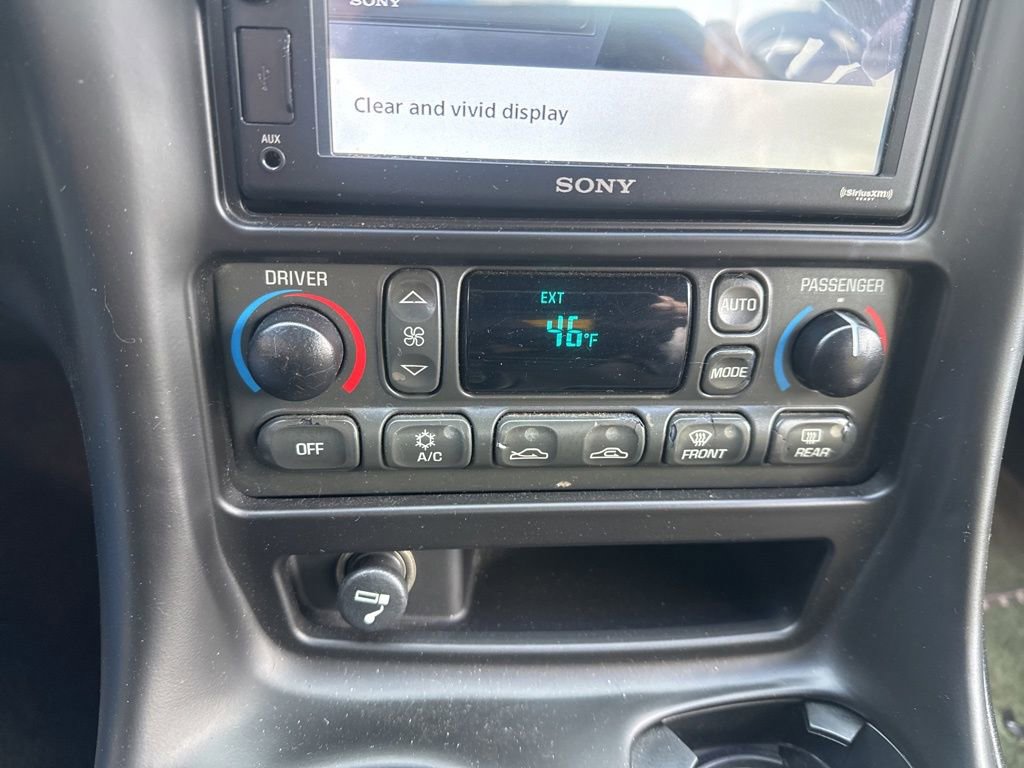 Used 2002 Chevrolet Corvette Convertible w/ Preferred Equipment Group2 image 35