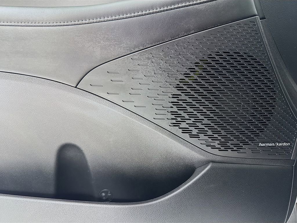 Used 2025 Hyundai Palisade Limited image 18