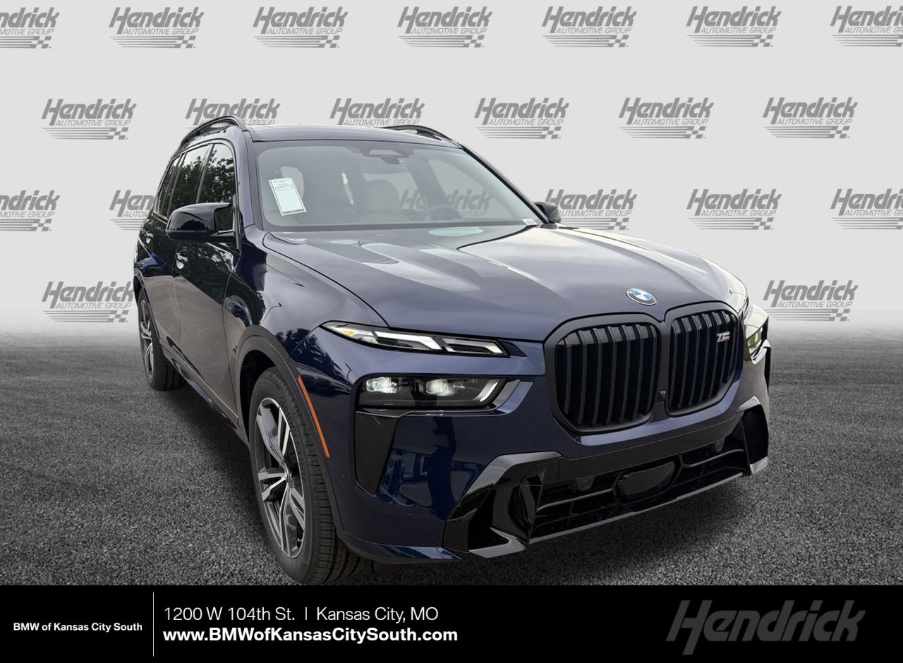 New 2026 BMW X7 M60i image 1