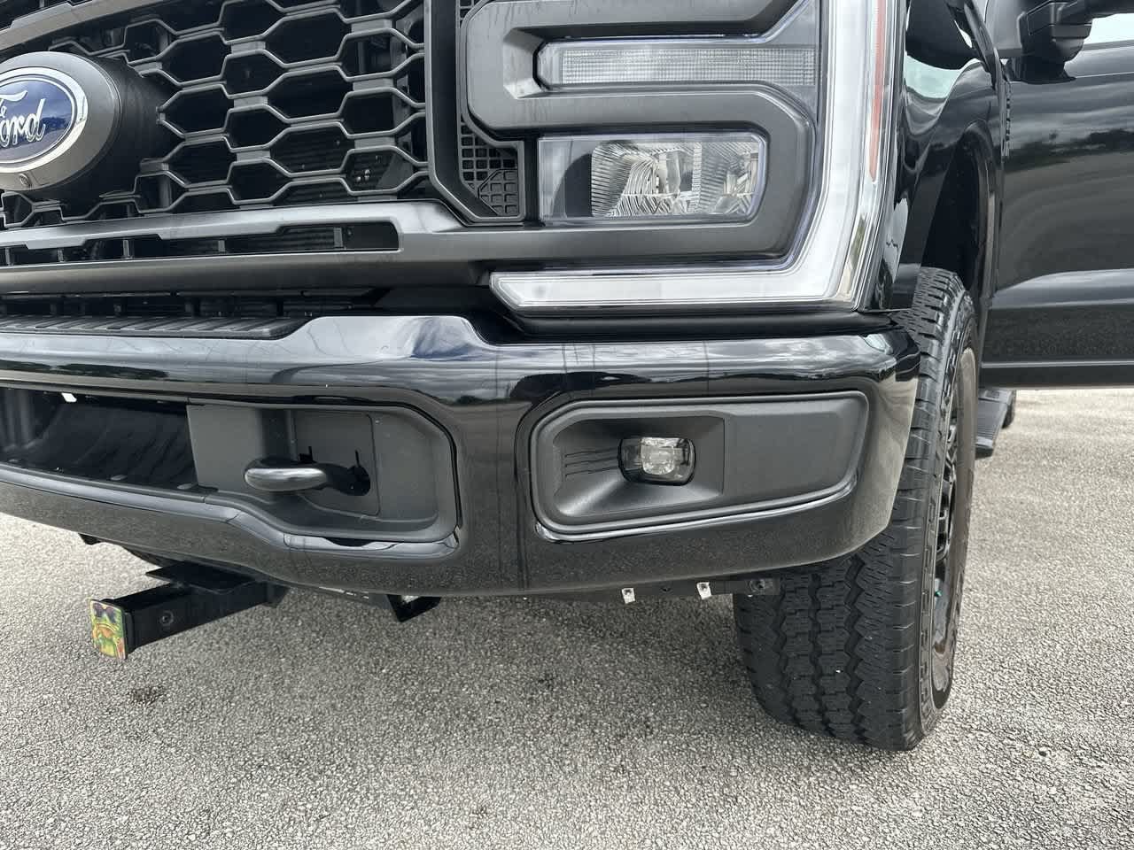 Used 2024 Ford F250 XL w/ STX Appearance Package AWD/4WD image 11
