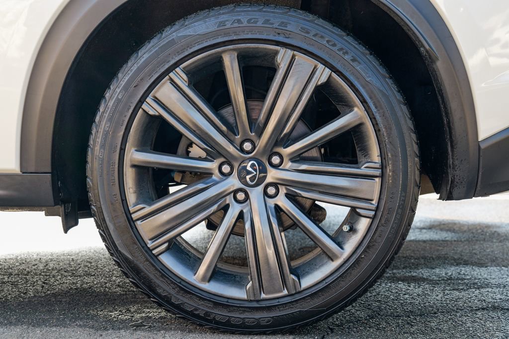 Used 2020 INFINITI QX50 Essential w/ Edition 30 Package image 14