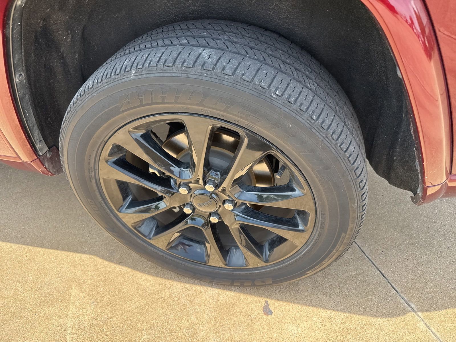 Used 2020 Jeep Grand Cherokee Altitude AWD/4WD image 9