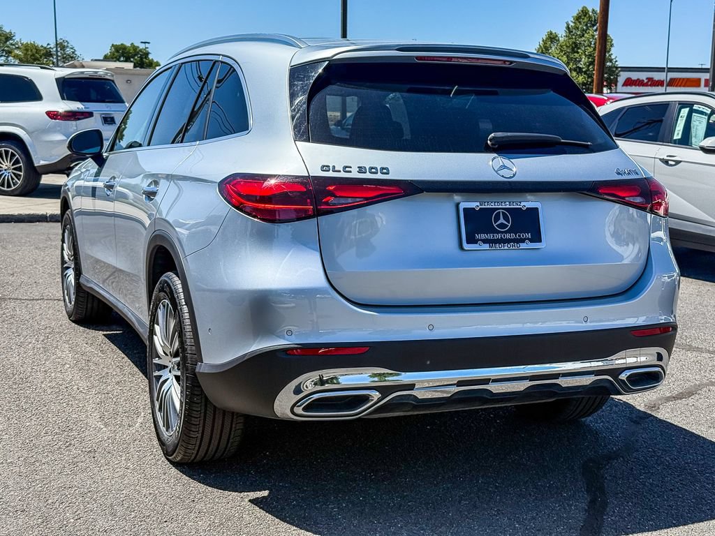 Certified 2025 Mercedes-Benz GLC 300 4MATIC image 9