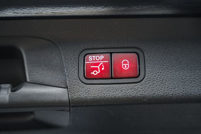 Certified 2022 Mercedes-Benz GLS 450 4MATIC image 11