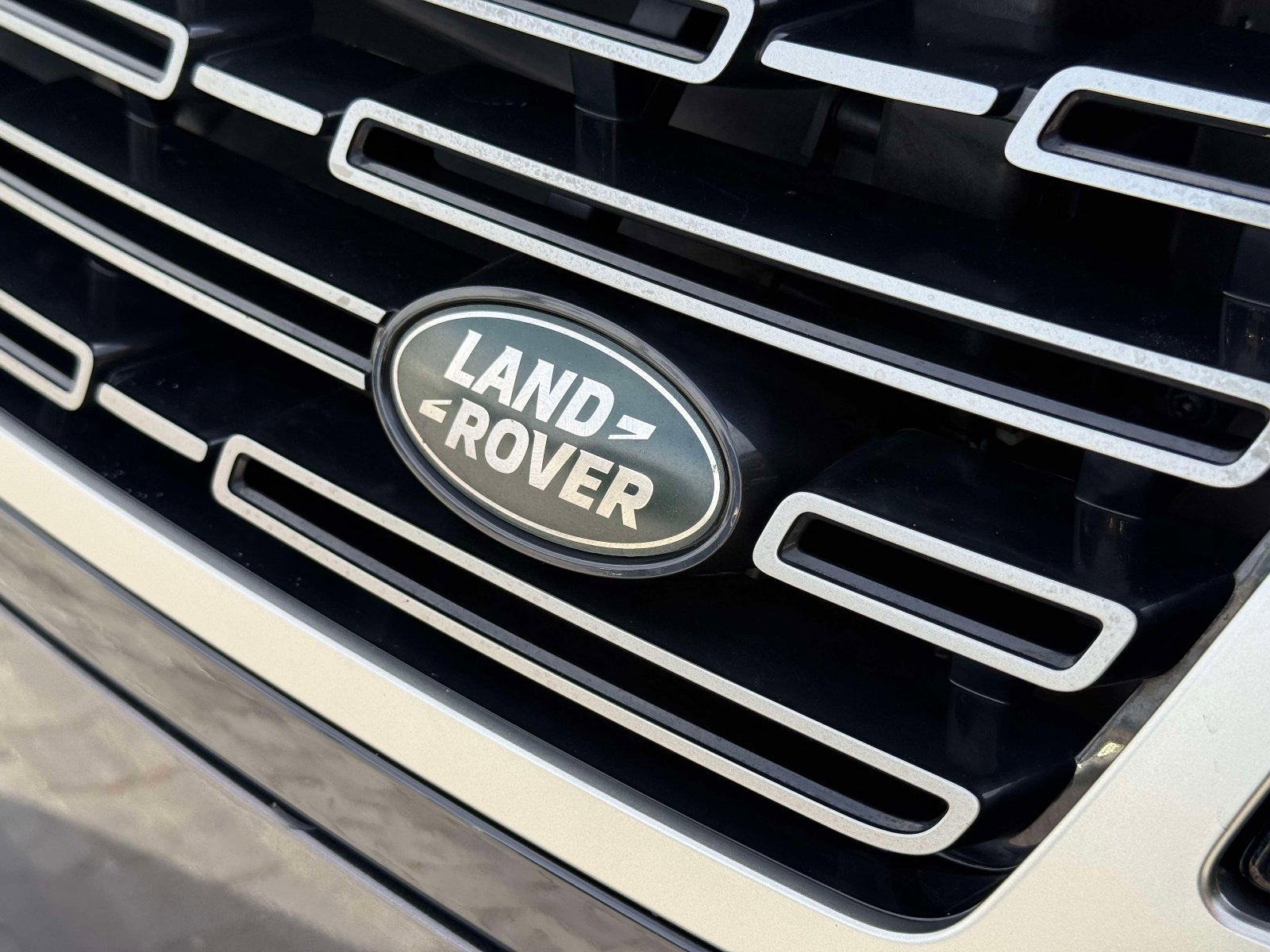 Used 2022 Land Rover Range Rover Long Wheelbase SE image 58