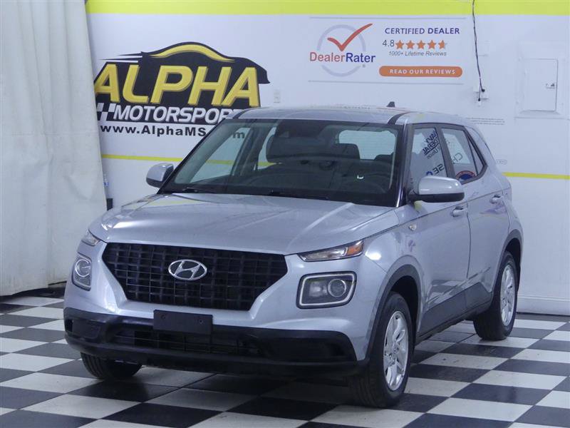 Used 2021 Hyundai Venue SE FWD image 3
