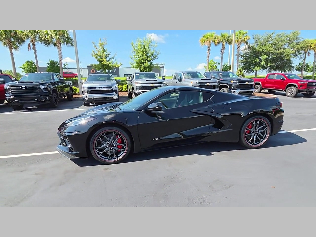 New 2027 Chevrolet Corvette Stingray Coupe w/ 2LT RWD image 19