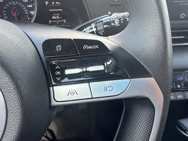 Used 2022 Hyundai Elantra SEL FWD image 19