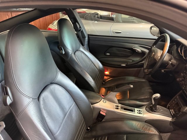 Used 2004 Porsche 911 GT3 RS image 14