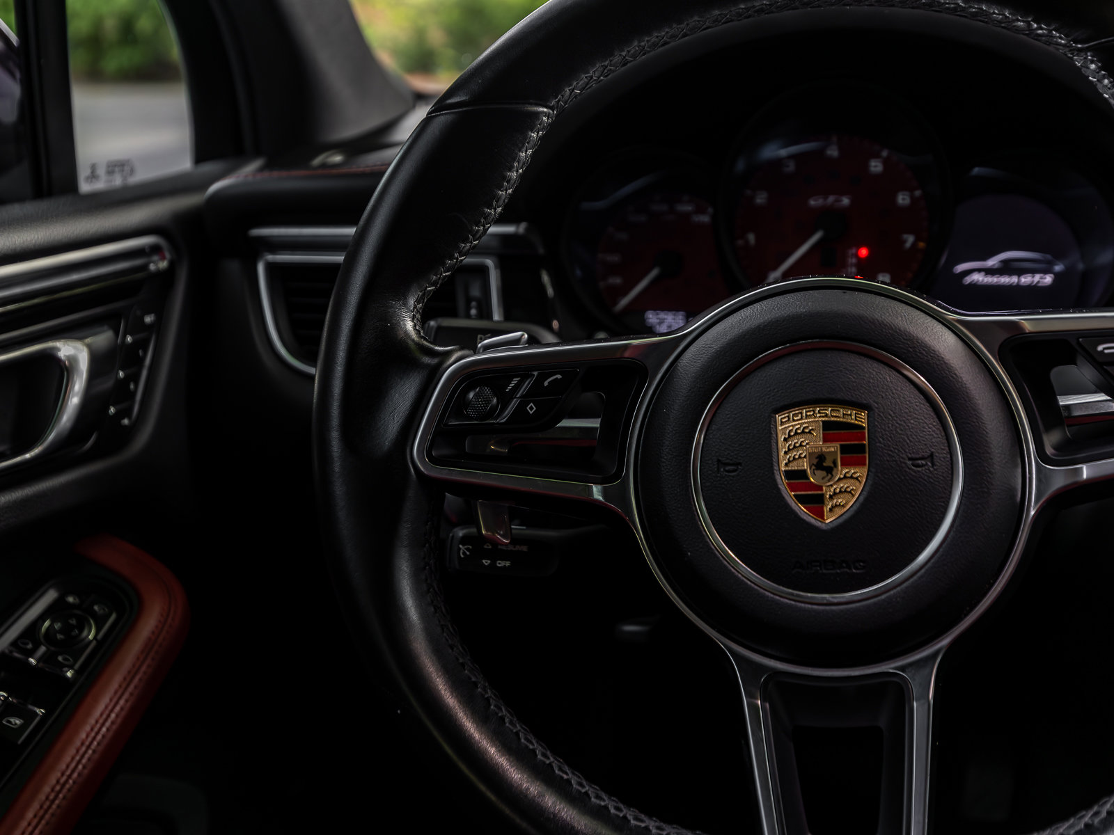 Used 2017 Porsche Macan GTS AWD/4WD image 53