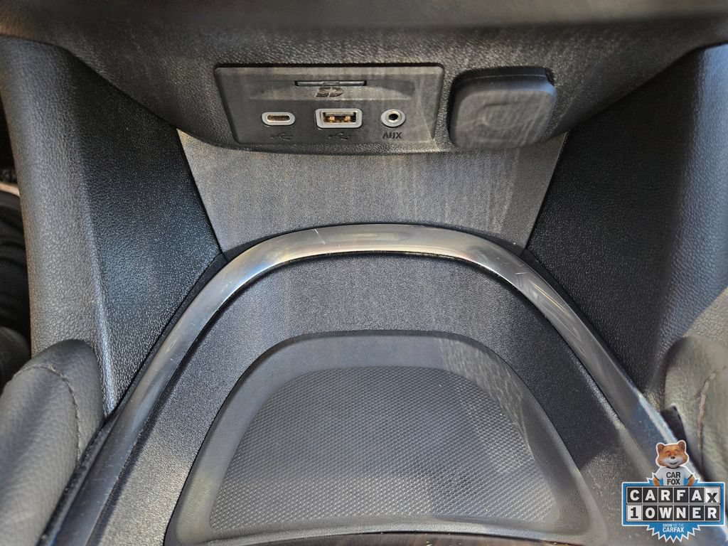 Used 2024 Chevrolet Malibu LT FWD image 34