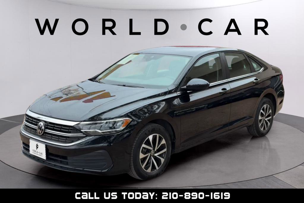 Used 2024 Volkswagen Jetta S image 3