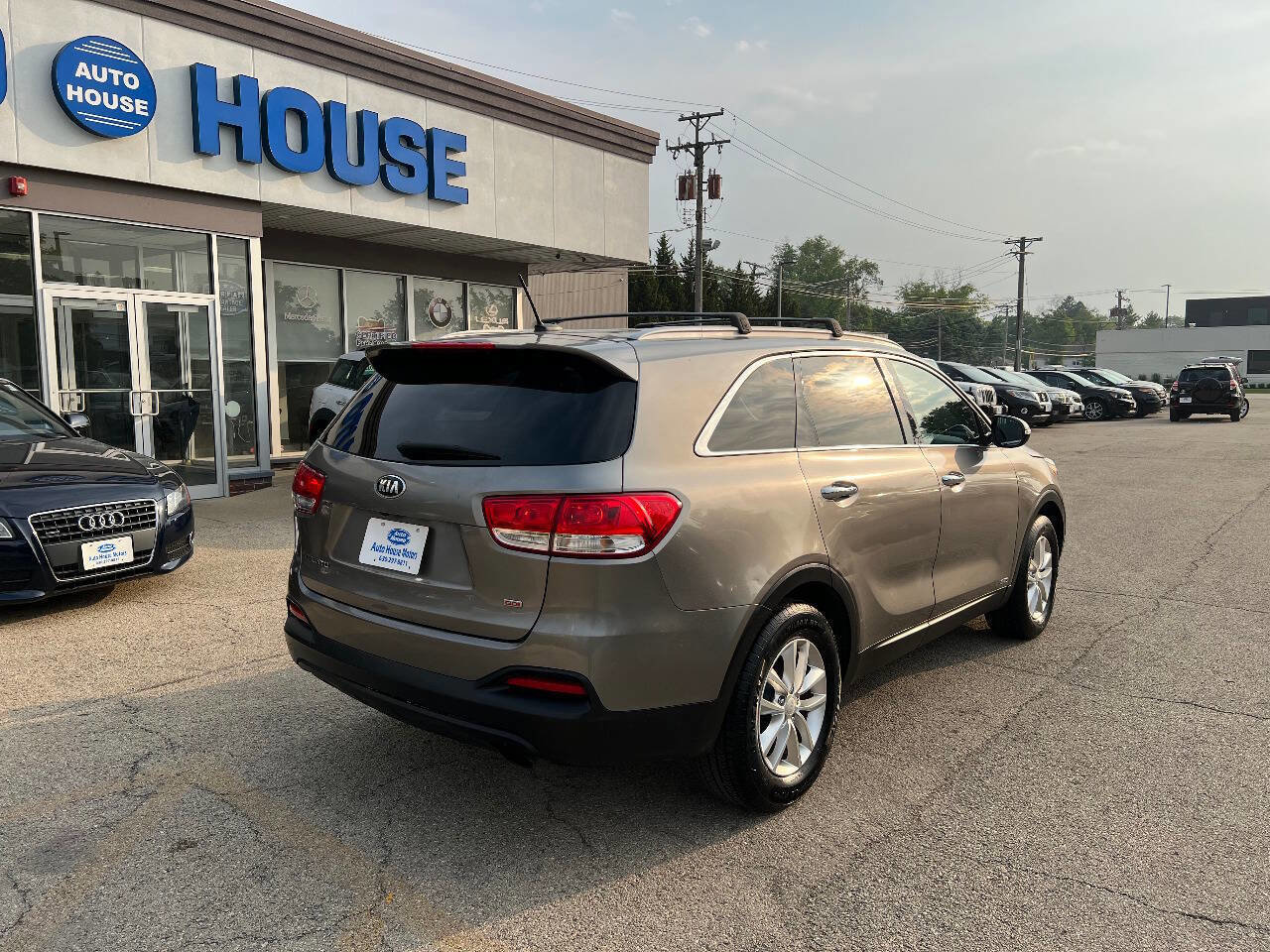 Used 2016 Kia Sorento AWD image 12