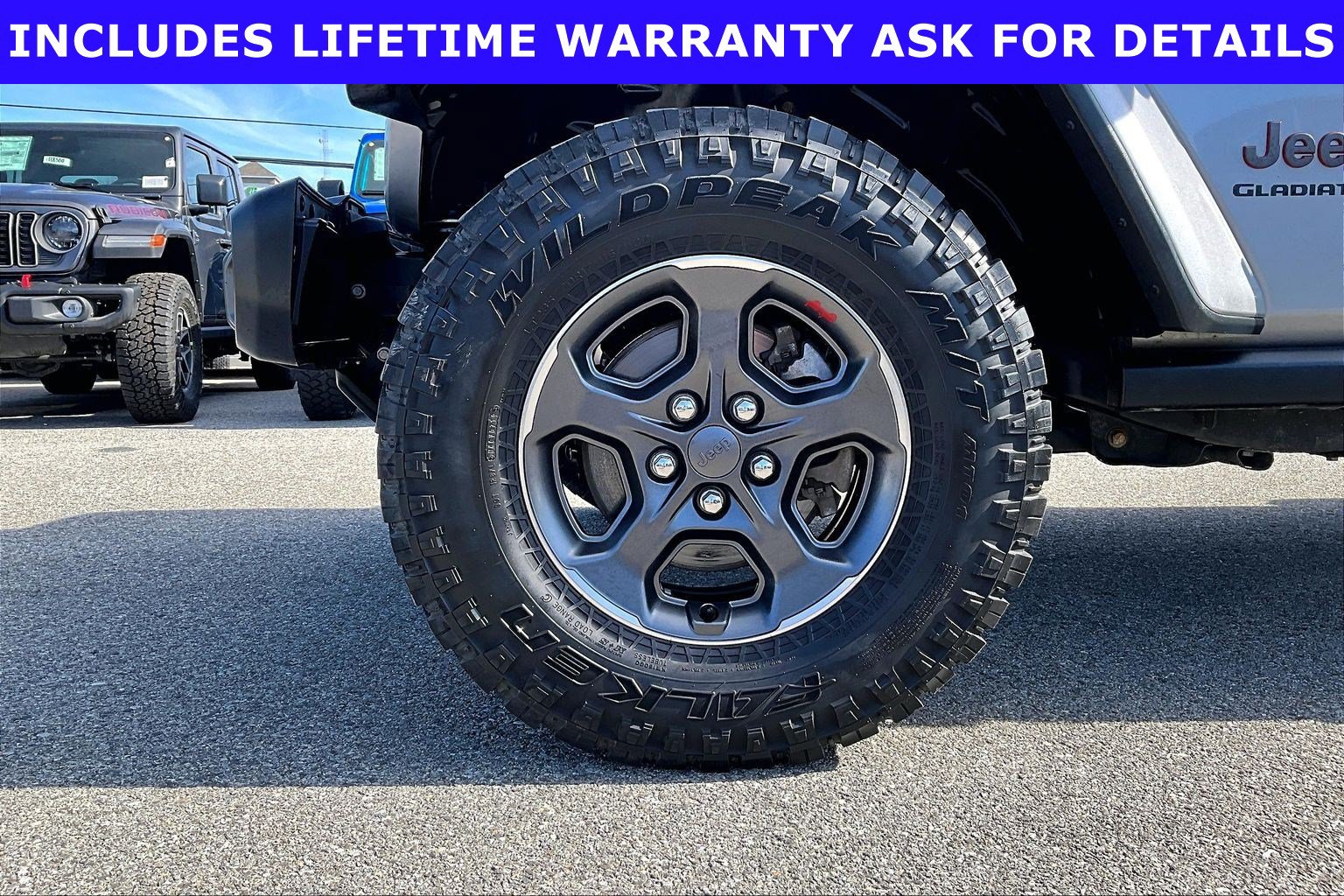 Used 2020 Jeep Gladiator Rubicon AWD/4WD image 8