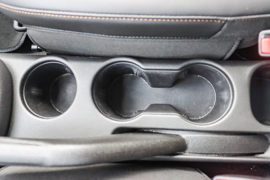 Used 2022 Chevrolet Trax LT w/ LT Convenience Package image 29