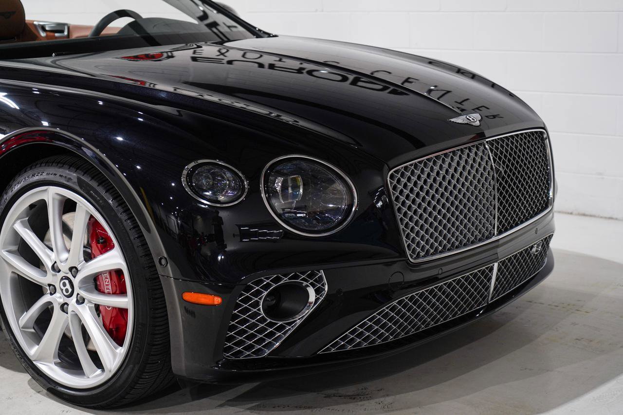 Used 2022 Bentley Continental GT image 24