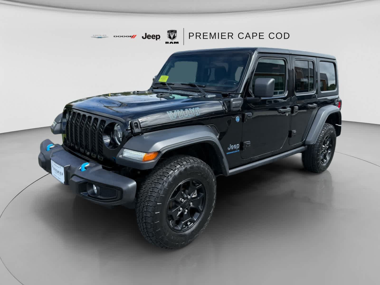 Used 2023 Jeep Wrangler Unlimited w/ Cold Weather Group AWD/4WD image 4