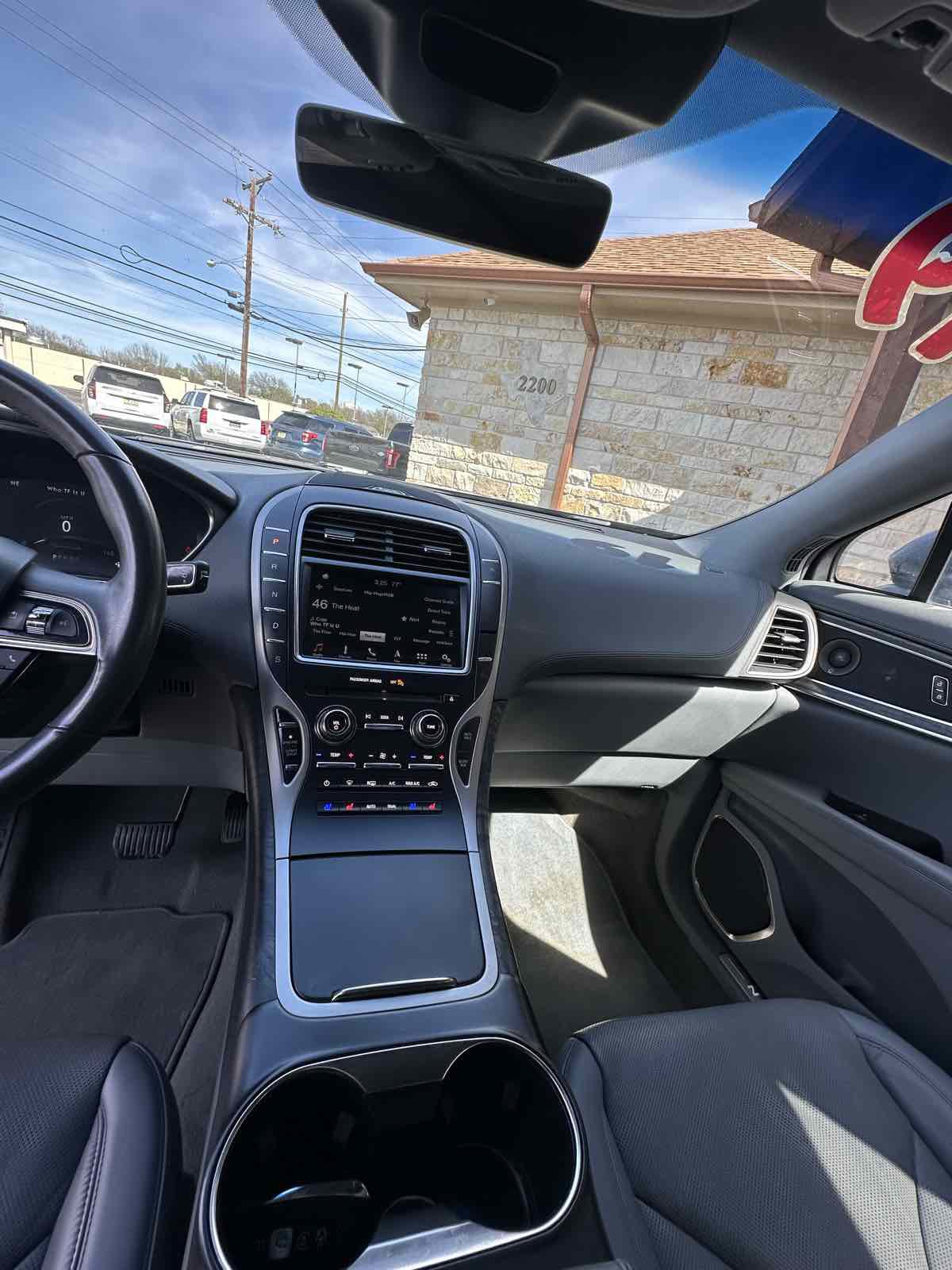 Used 2019 Lincoln Nautilus Reserve w/ Driver Assistance Package image 11