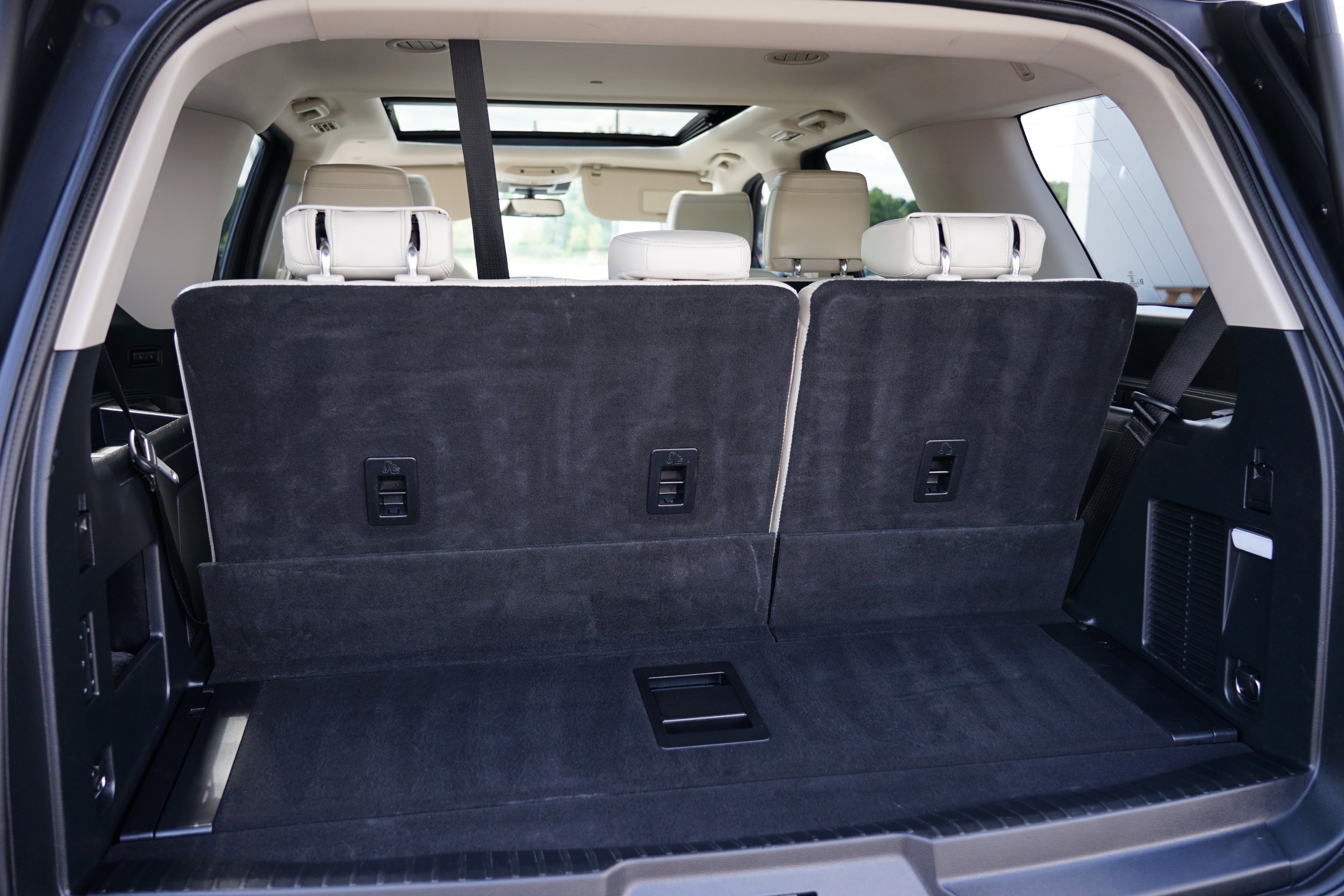 Used 2021 Ford Expedition Platinum image 34