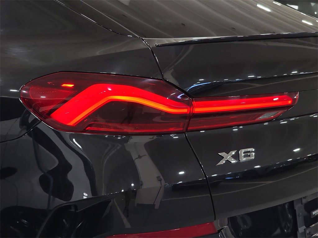 Used 2021 BMW X6 sDrive40i w/ Convenience Package image 32