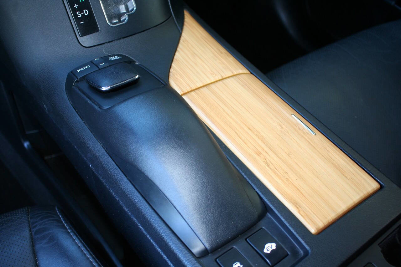 Used 2014 Lexus RX 450h AWD image 18