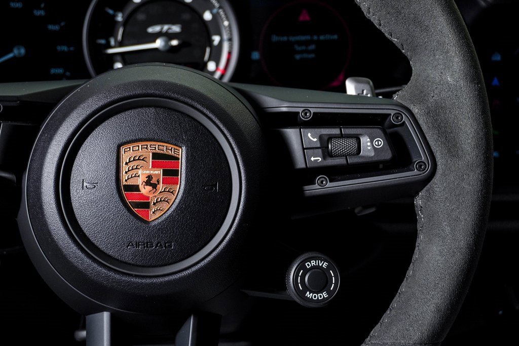 Certified 2024 Porsche 911 Carrera GTS image 22