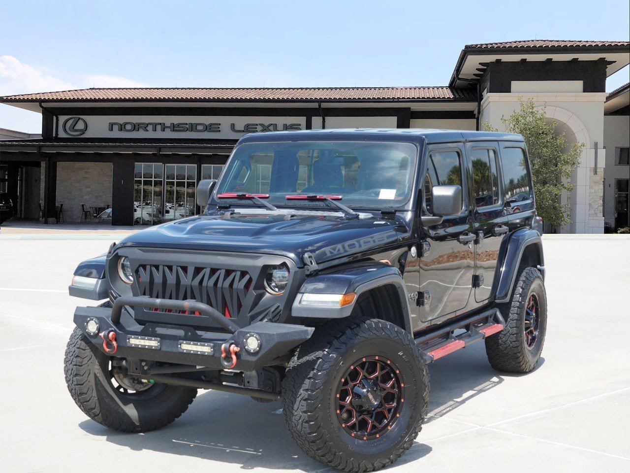 Used 2019 Jeep Wrangler Unlimited Sahara w/ Quick Order Package 24M Moab AWD/4WD image 1