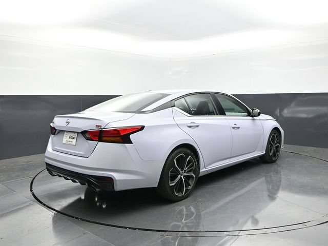 Used 2025 Nissan Altima 2.5 SR FWD image 8