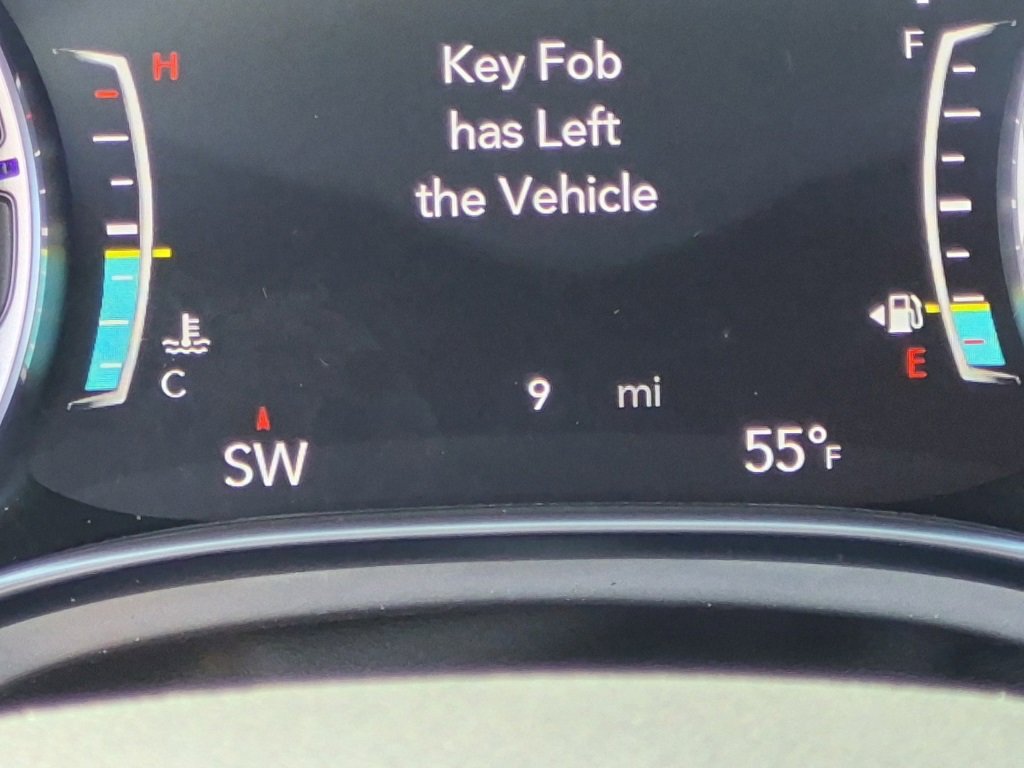 New 2025 Chrysler Pacifica Limited w/ Trailer Tow Group image 40