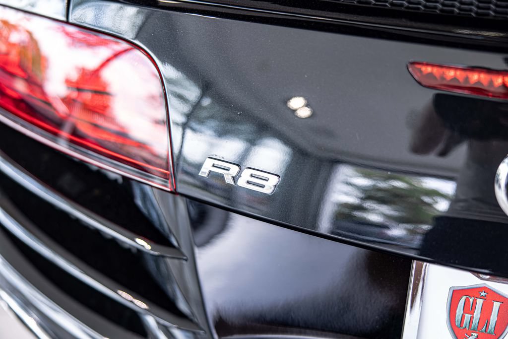 Used 2012 Audi R8 V10 AWD/4WD image 16