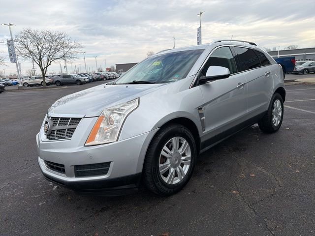 Used 2010 Cadillac SRX Luxury image 2