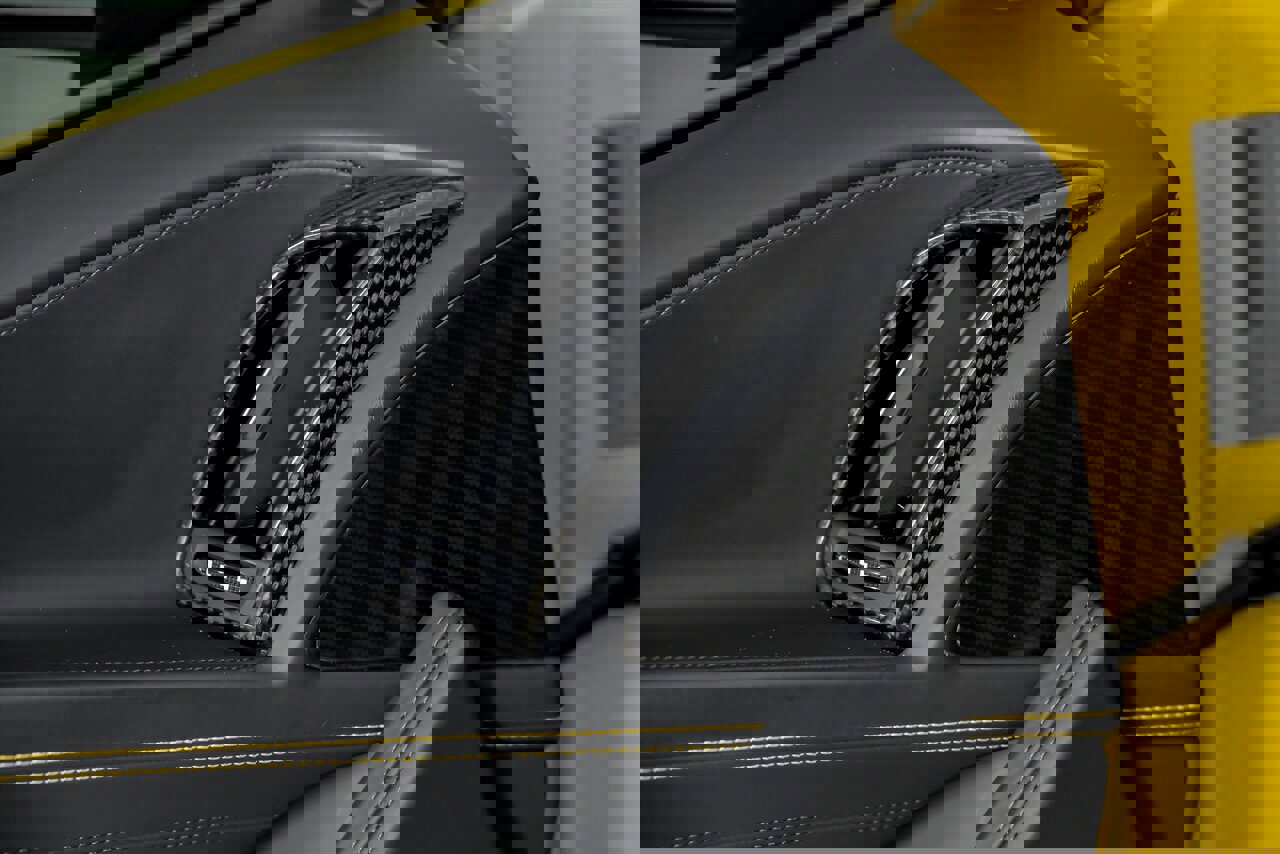 Used 2020 Audi R8 V10 w/ Carbon Exterior Package image 22