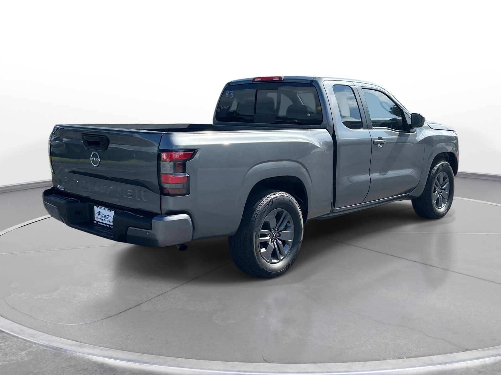 Used 2025 Nissan Frontier SV RWD image 4