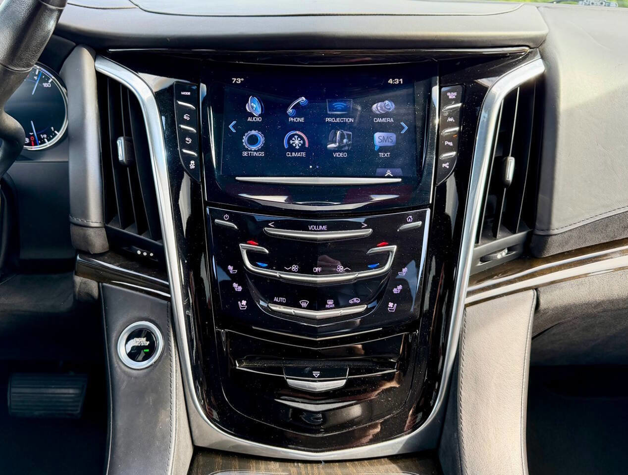 Used 2017 Cadillac Escalade Platinum AWD/4WD image 14