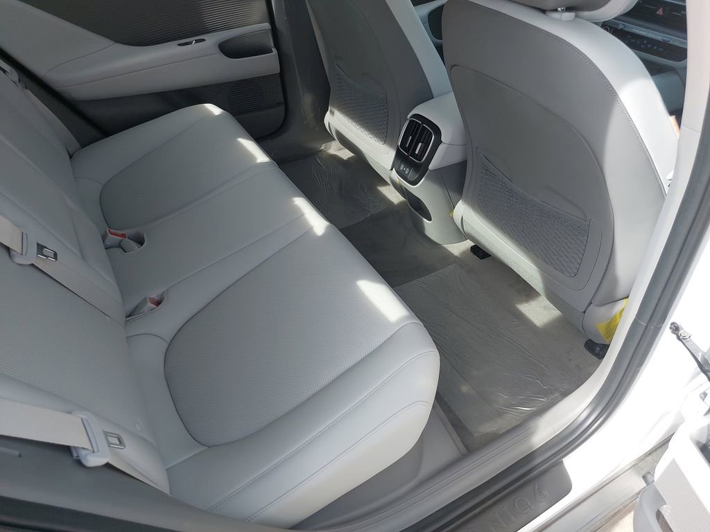 New 2024 Hyundai Ioniq 6 SEL AWD/4WD image 11