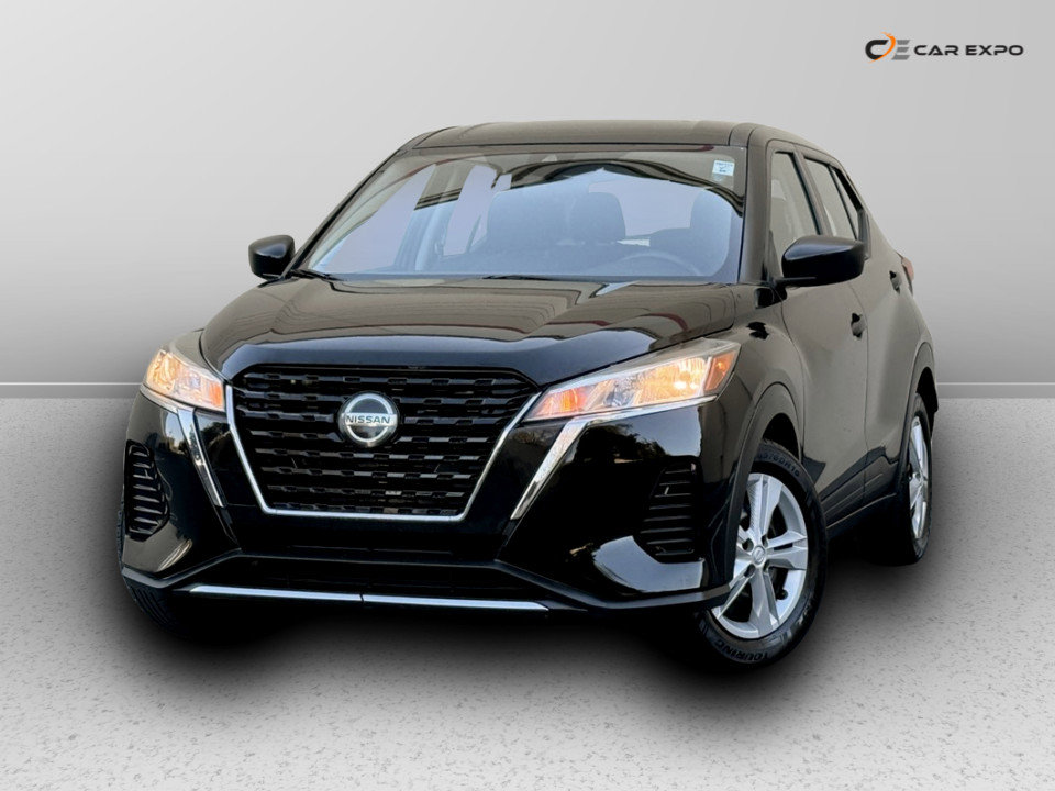 Used 2021 Nissan Kicks S image 18