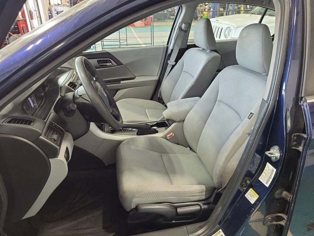 Used 2015 Honda Accord LX image 6