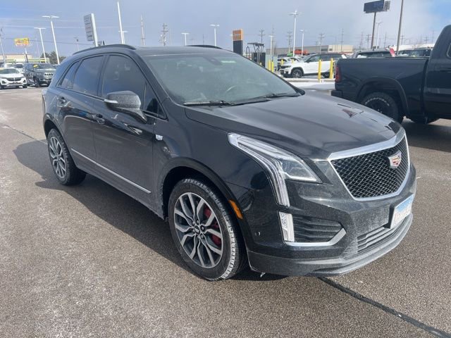 Used 2023 Cadillac XT5 Sportv w/ Technology Package image 1