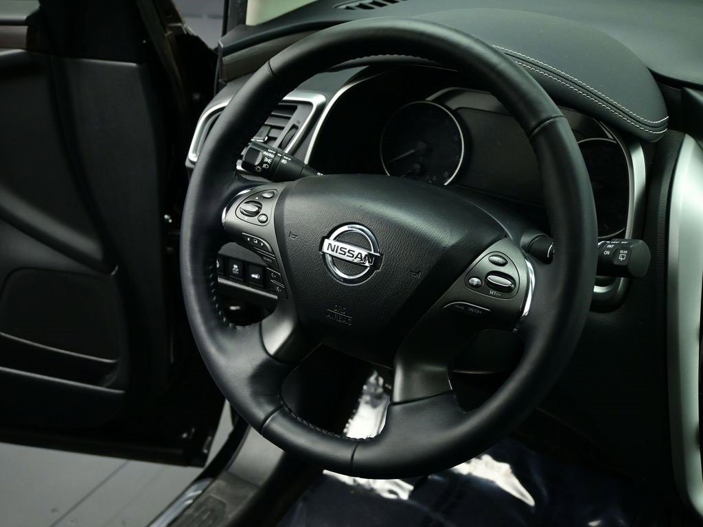 Used 2020 Nissan Murano Platinum image 8