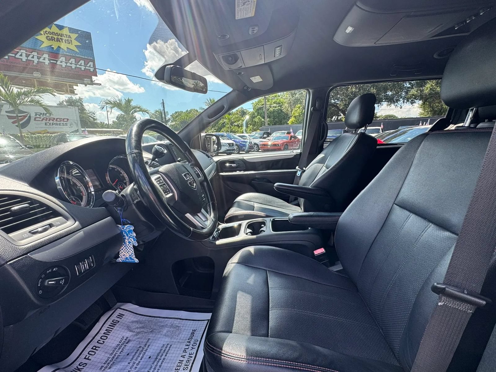 Used 2019 Dodge Grand Caravan GT FWD image 29