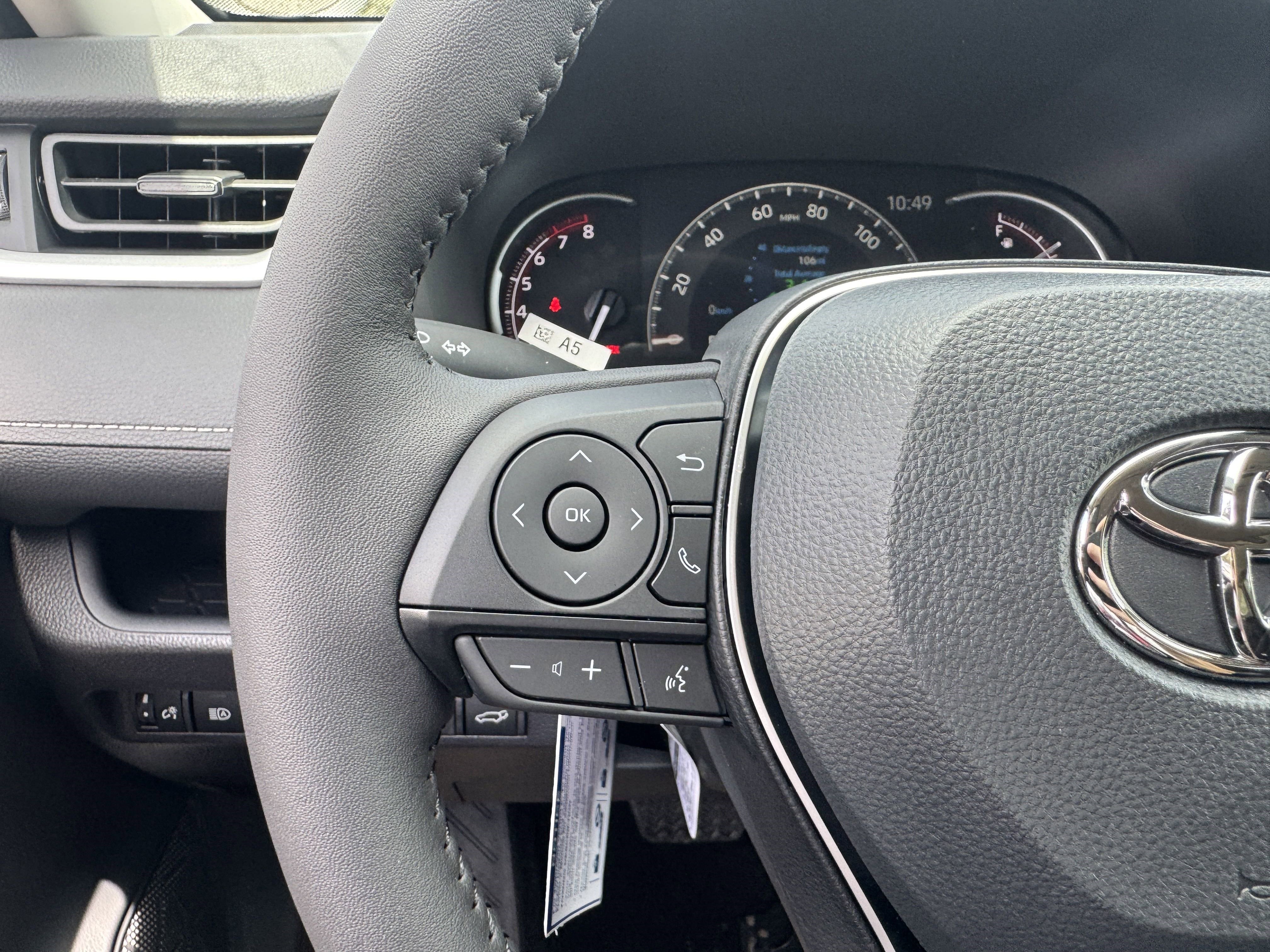 New 2025 Toyota RAV4 XLE image 23